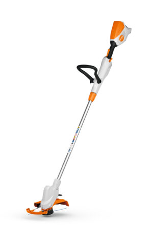 STIHL Akumulátorový vyžínač, AK Systém STIHL FSA 50 set s 2 x AK 10 + AL 101