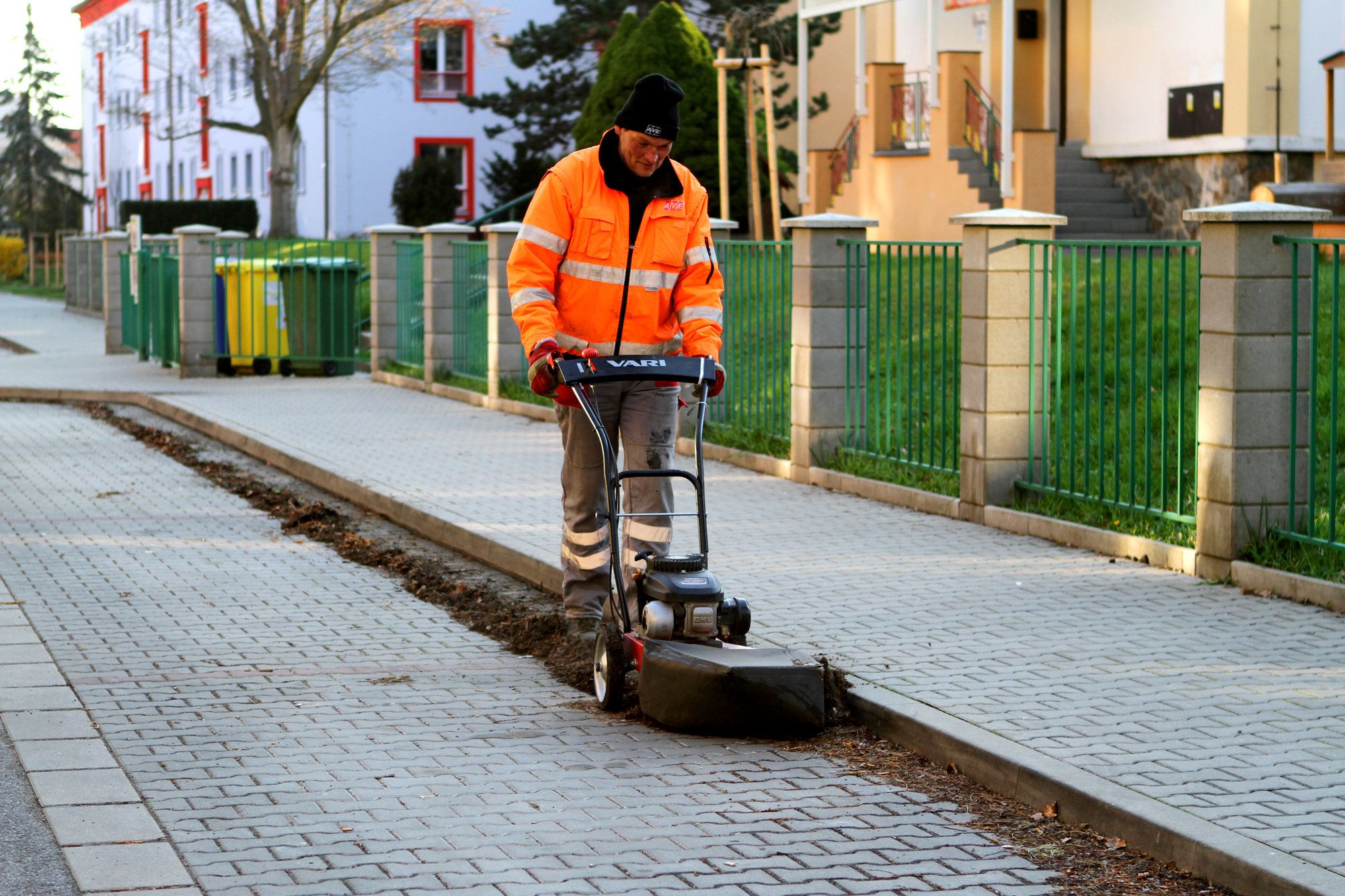Odstraňovač machu VARI B 35 _ VEDEX – Obrázok 4