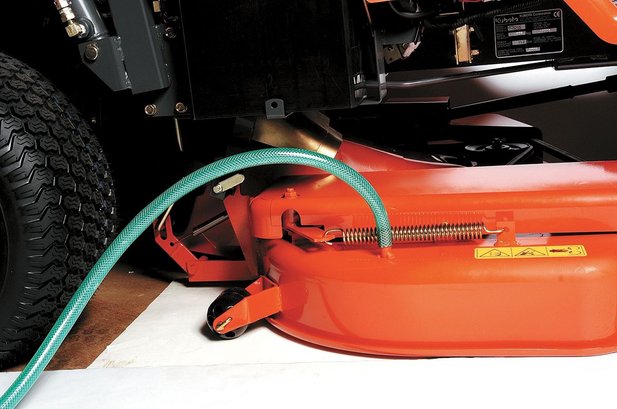 Traktorová diesel kosačka Kubota GZD15HD – Obrázok 6