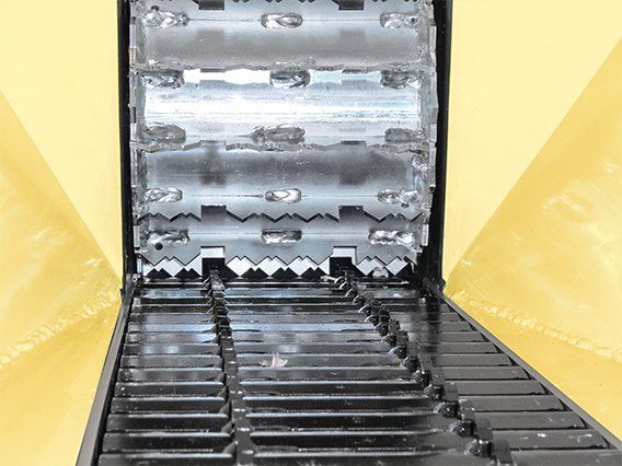 Drvič komunálneho odpadu R260 21HP – Obrázok 3