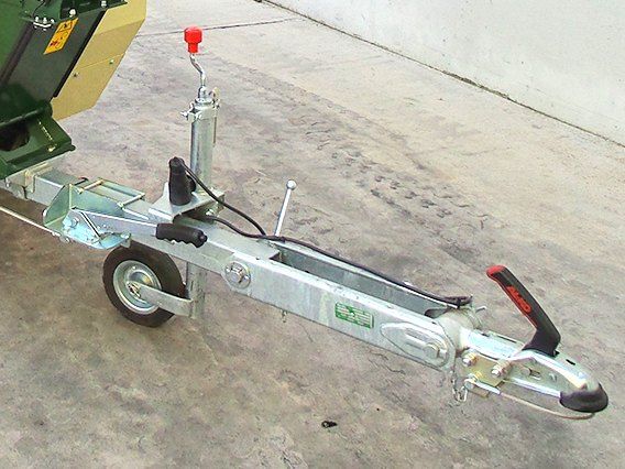 Drvič komunálneho odpadu R260 21HP – Obrázok 10