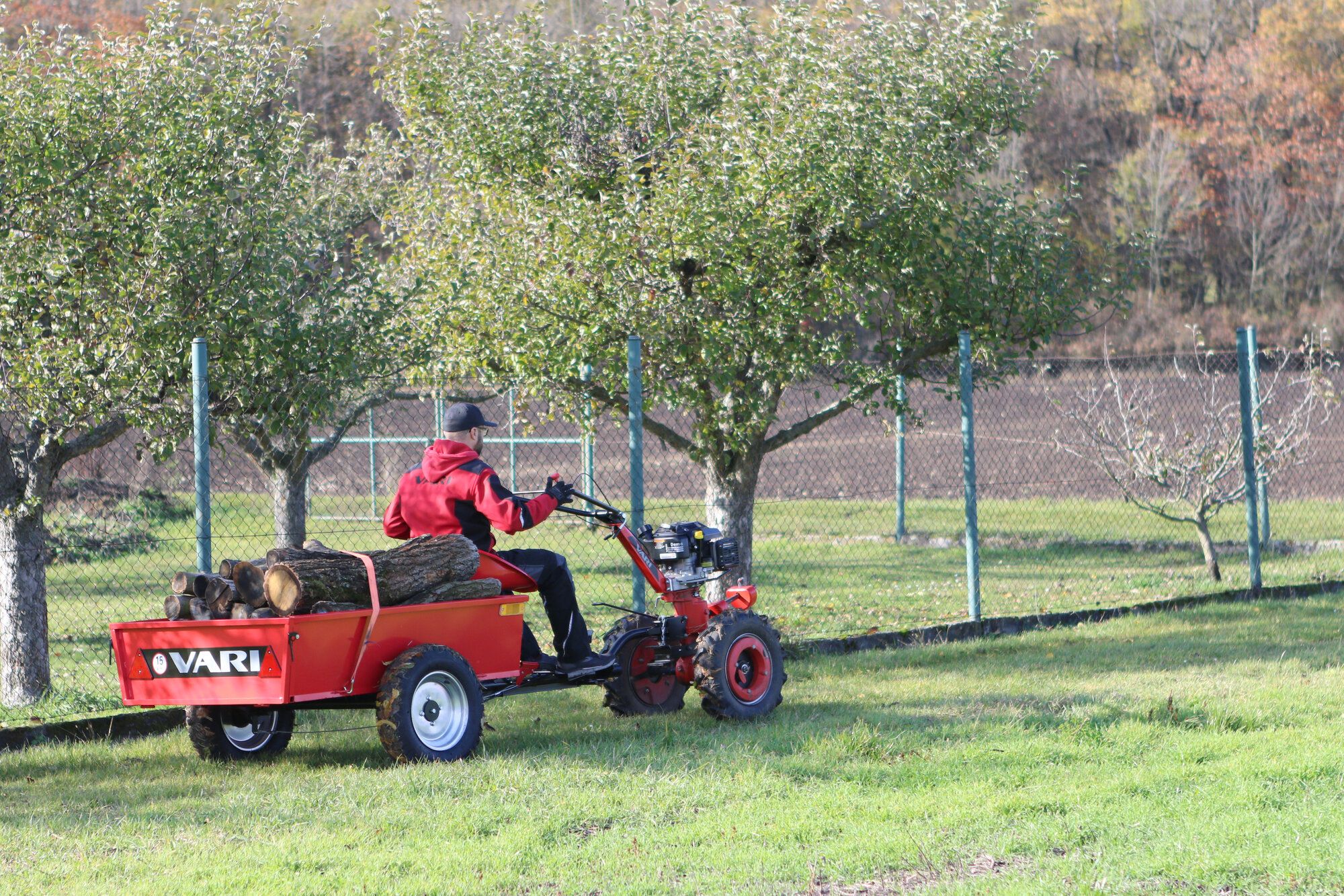 Malotraktor VARI Kohler Command PRO CV224 – Obrázok 2