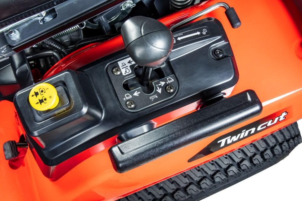 Traktorová diesel kosačka Kubota G231LD – Obrázok 5