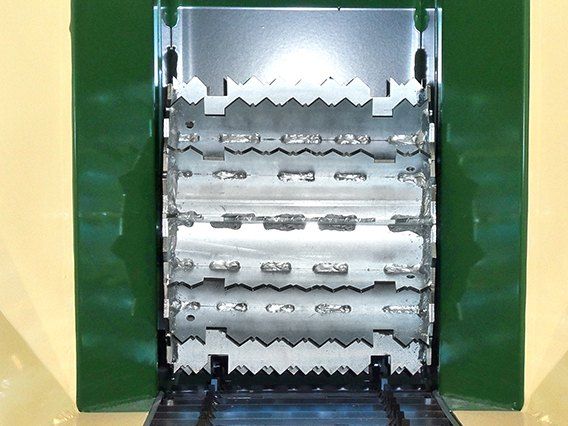 Drvič komunálneho odpadu R280 26,5 HP – Obrázok 8