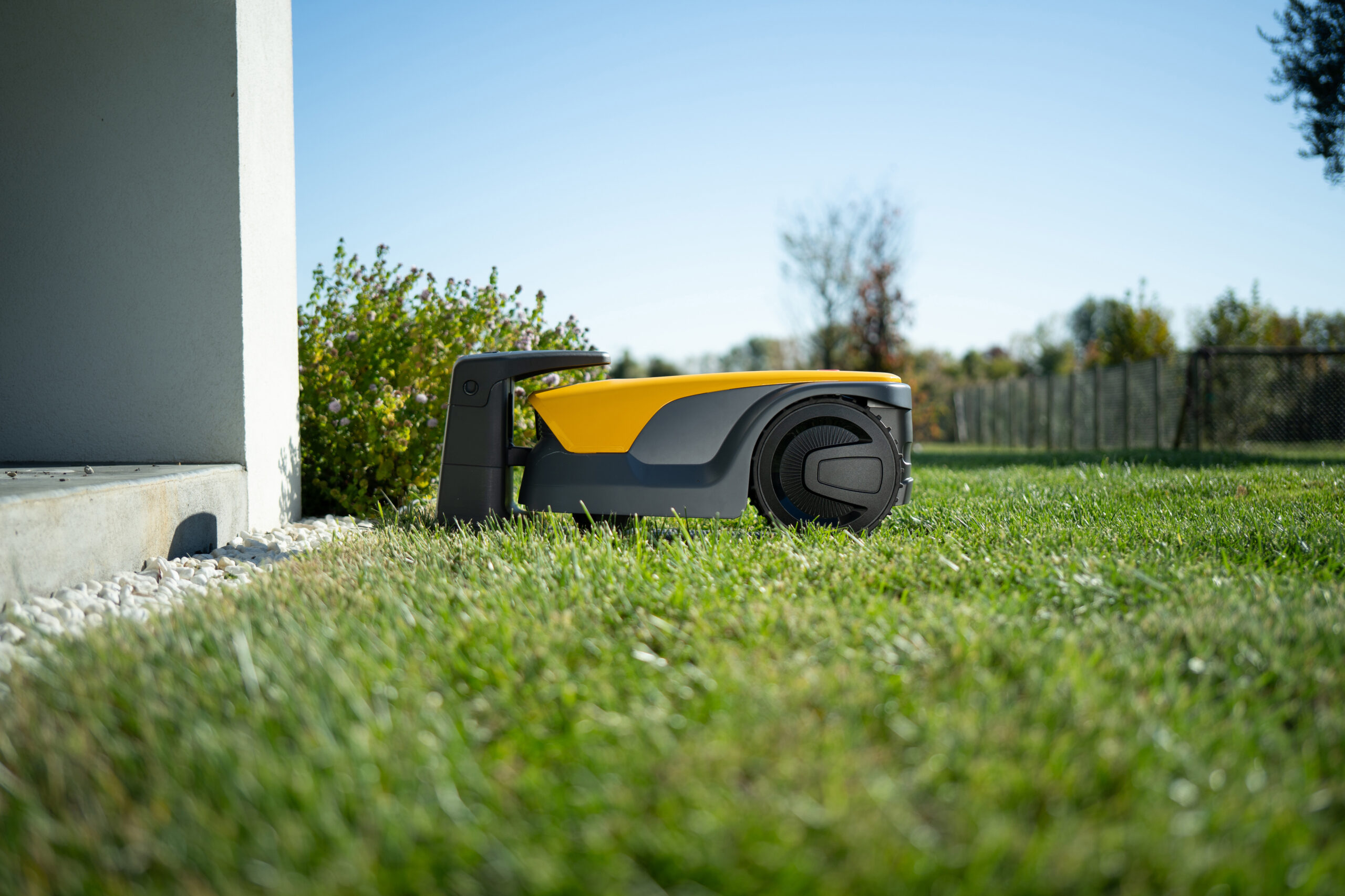 Robotická autonómna kosačka STIGA Vista _ A 15v – Obrázok 9
